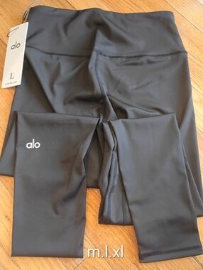 Women Leggings New Size M.L.Xl